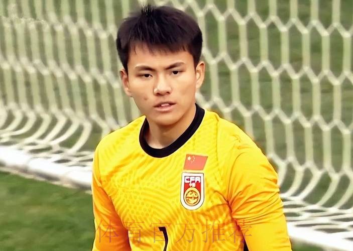 是爱徒!看看前国安门神杨智如何悉心培养U23国门李昊 是爱徒!看看前国安门神杨智如何悉心培养U23国门李昊